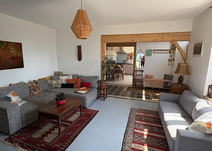 別荘 Authenticity And Friendliness Lasserre